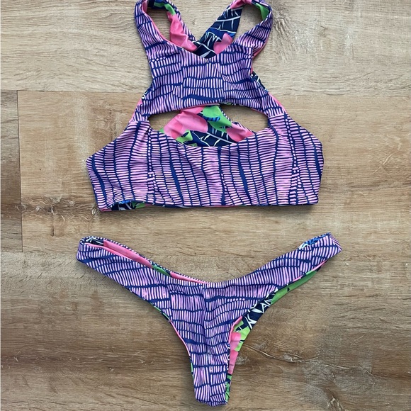 Moana bikini midnight mocha reversible top and bottom - Picture 5 of 5